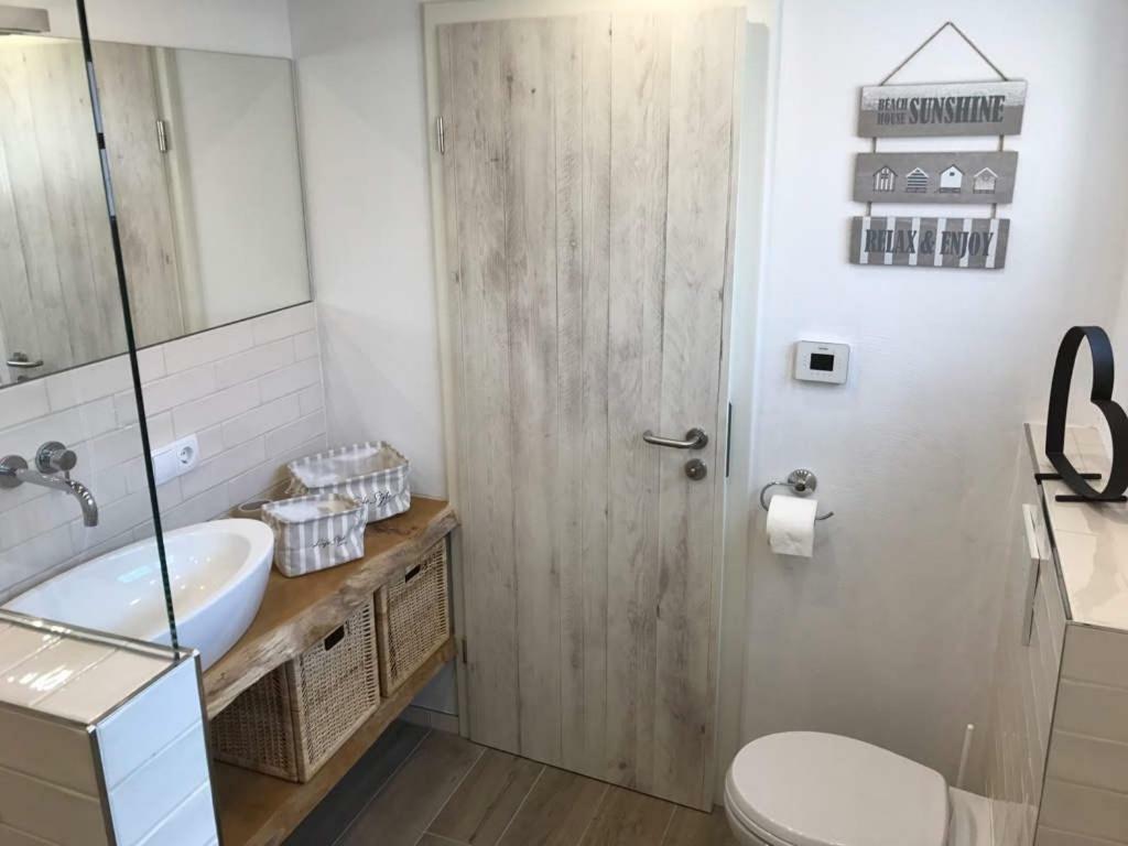 Ferienhaus Wattwurm Rysum المظهر الخارجي الصورة